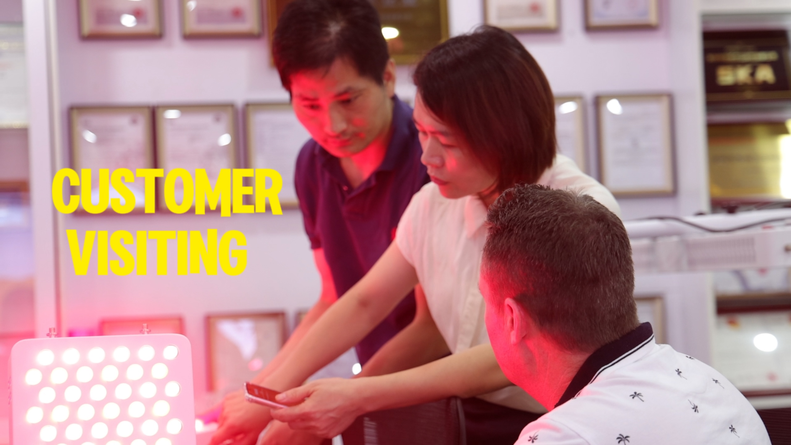 Customer visiting- Red light therapy manufacturer